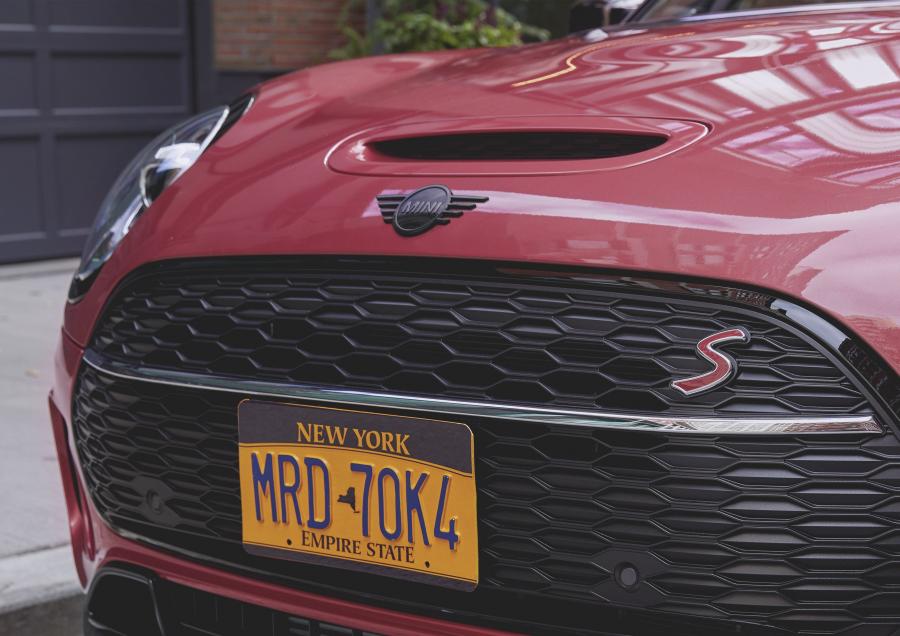 Детали экстерьера Mini Cooper S Clubman Accessorized (F54) 2019 года  (WW) (фото 4 из 8)
